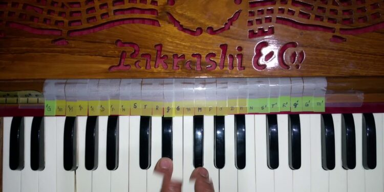 Popular Hindi, Sanskrit and Braj Bhajans | Harmonium